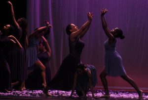 Dance company gives preview to classes